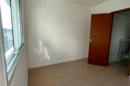 Sobrado à venda com 3 quartos, sendo 1 suíte, em Jardim Catanduva, São Paulo, SP