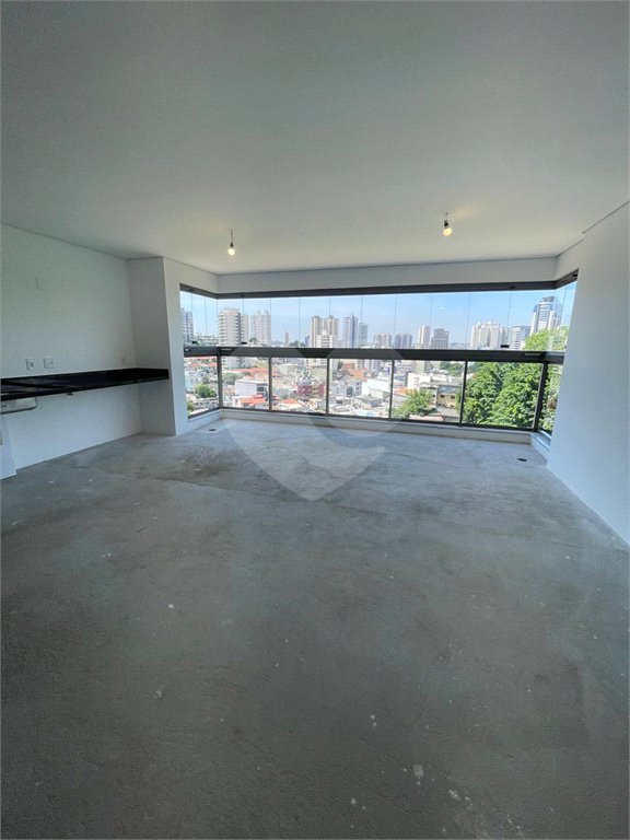 Apartamento à venda com 3 suítes em Jardim Bebedouro, Guarulhos, SP