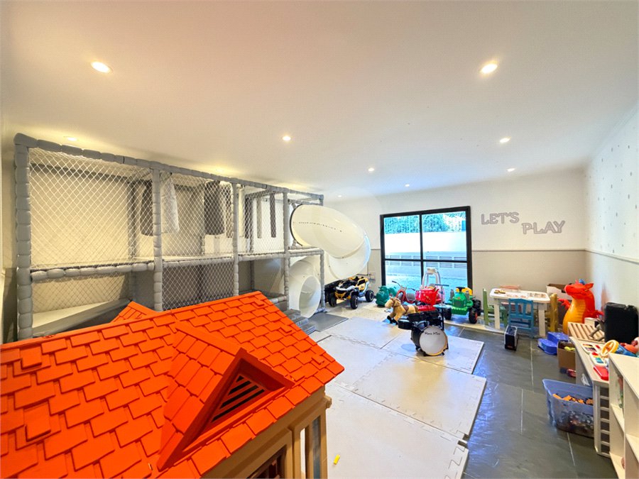Apartamento à venda com 3 quartos, sendo 1 suíte, em Alto da Boa Vista, São Paulo, SP