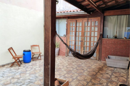 Casa Térrea à venda com 2 quartos, sendo 1 suíte,  em Jardim Alvinópolis, Atibaia, SP
