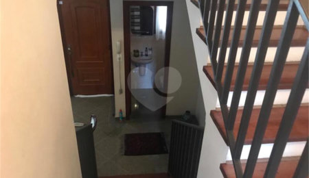 Casa à venda com 3 quartos, sendo 1 suíte,  no condomínio Morada de Itapuã, São Paulo - SP