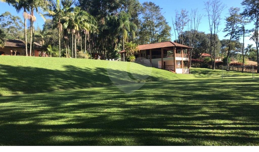 Chácara à venda com 5 quartos, sendo 2 suítes, em Taiaçupeba, Mogi das Cruzes, SP