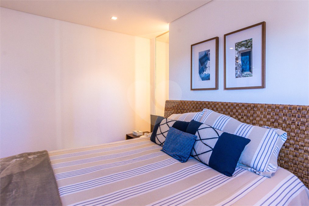 Apartamento à venda com 3 suítes em Granja Julieta, São Paulo, SP
