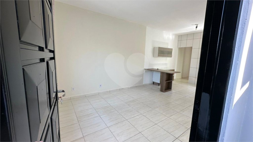 Casa à venda com 2 quartos em Vila Nastri, Itapetininga, SP