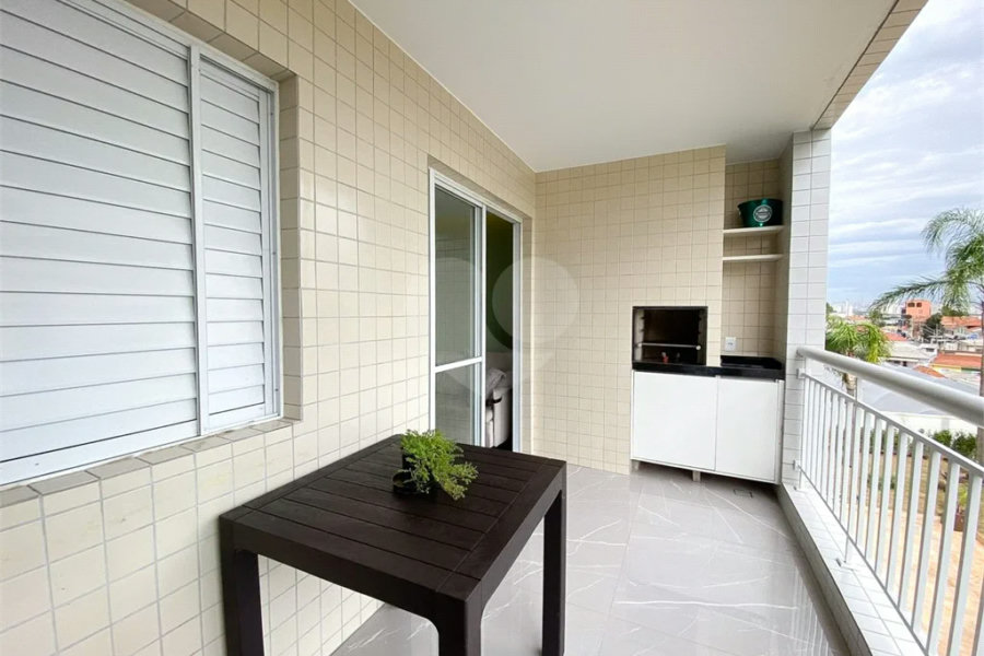 Apartamento à venda com 3 quartos, sendo 1 suíte,  em Vila Paiva, São Paulo, SP