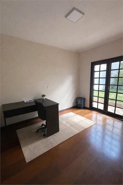 Casa à venda com 4 quartos, sendo 1 suíte, em City Bussocaba, Osasco, SP