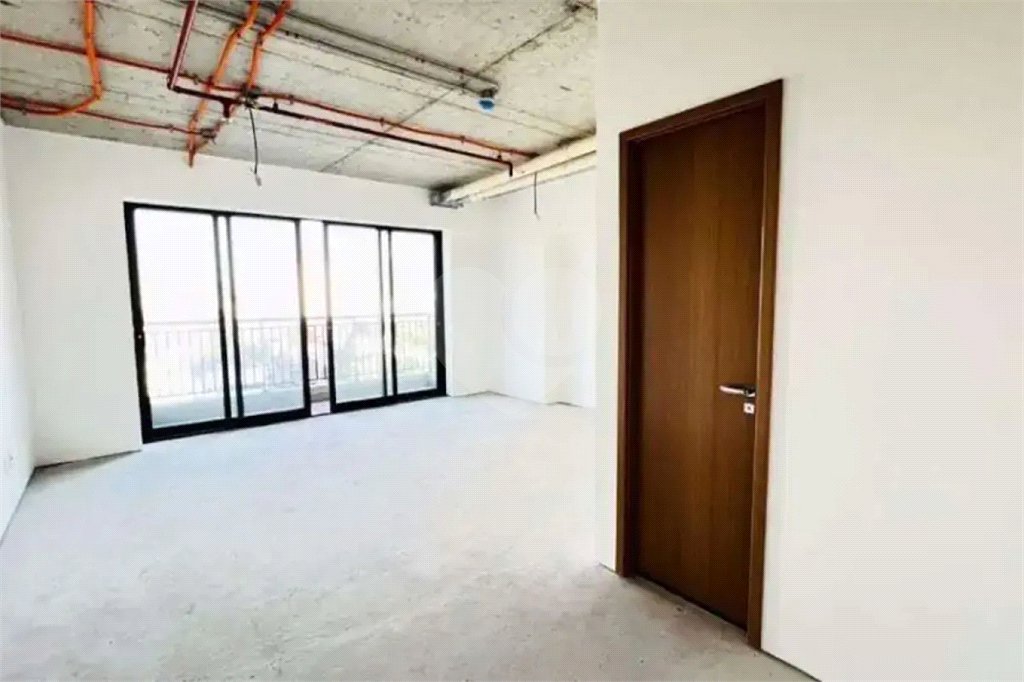 Sala à venda em Vila Cláudia, São Paulo, SP
