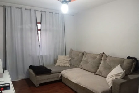 Sobrado à venda com 2 quartos em Jardim Monte Alegre, São Paulo, SP