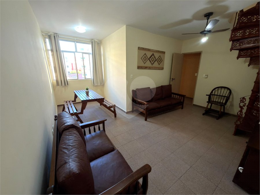 Cobertura à venda com 4 quartos, sendo 2 suítes,  em Braga, Cabo Frio, RJ