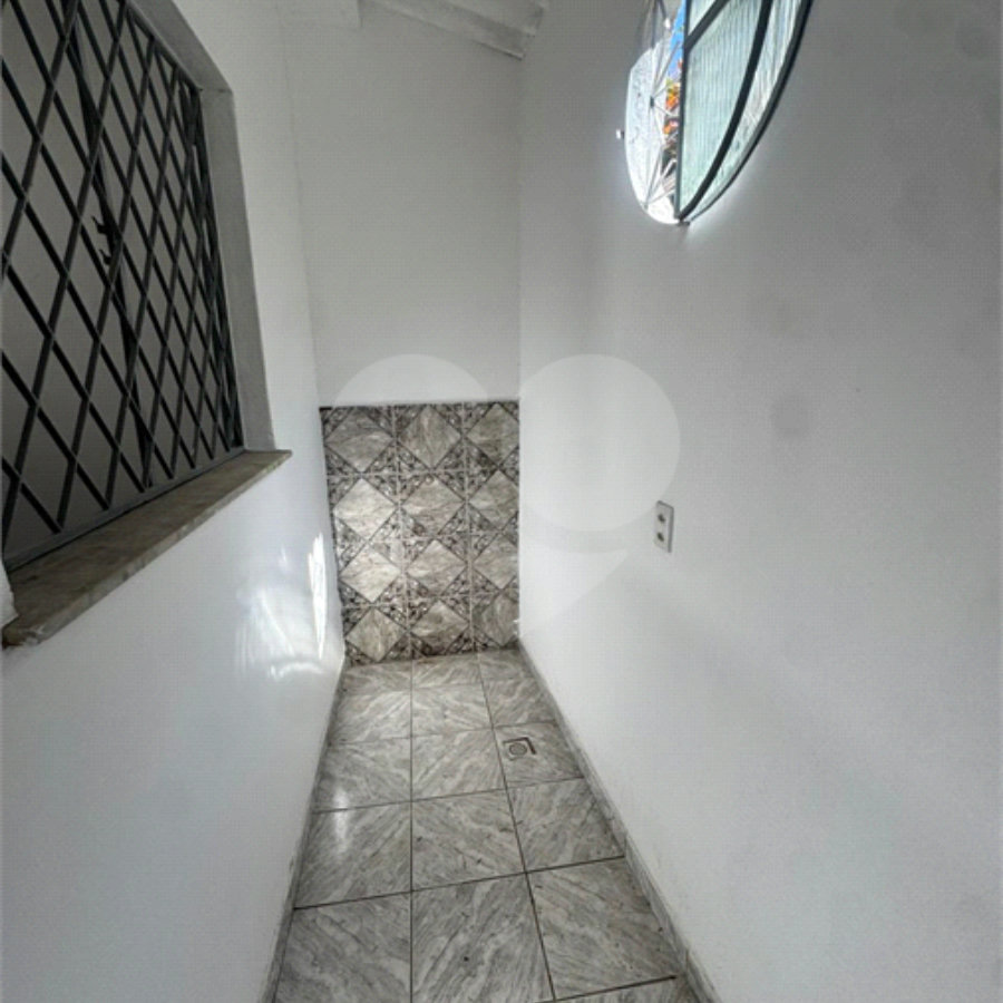 Casa à venda ou para alugar com 1 quarto em Campo Grande, Rio de Janeiro, RJ