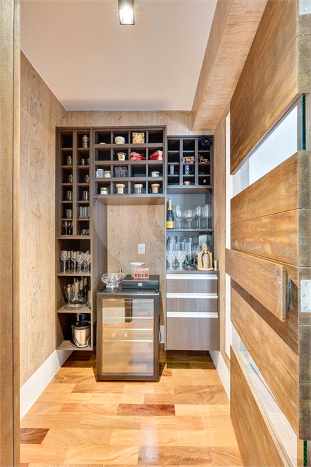 Apartamento à venda ou para alugar com 4 suítes em Alto da Boa Vista, São Paulo, SP