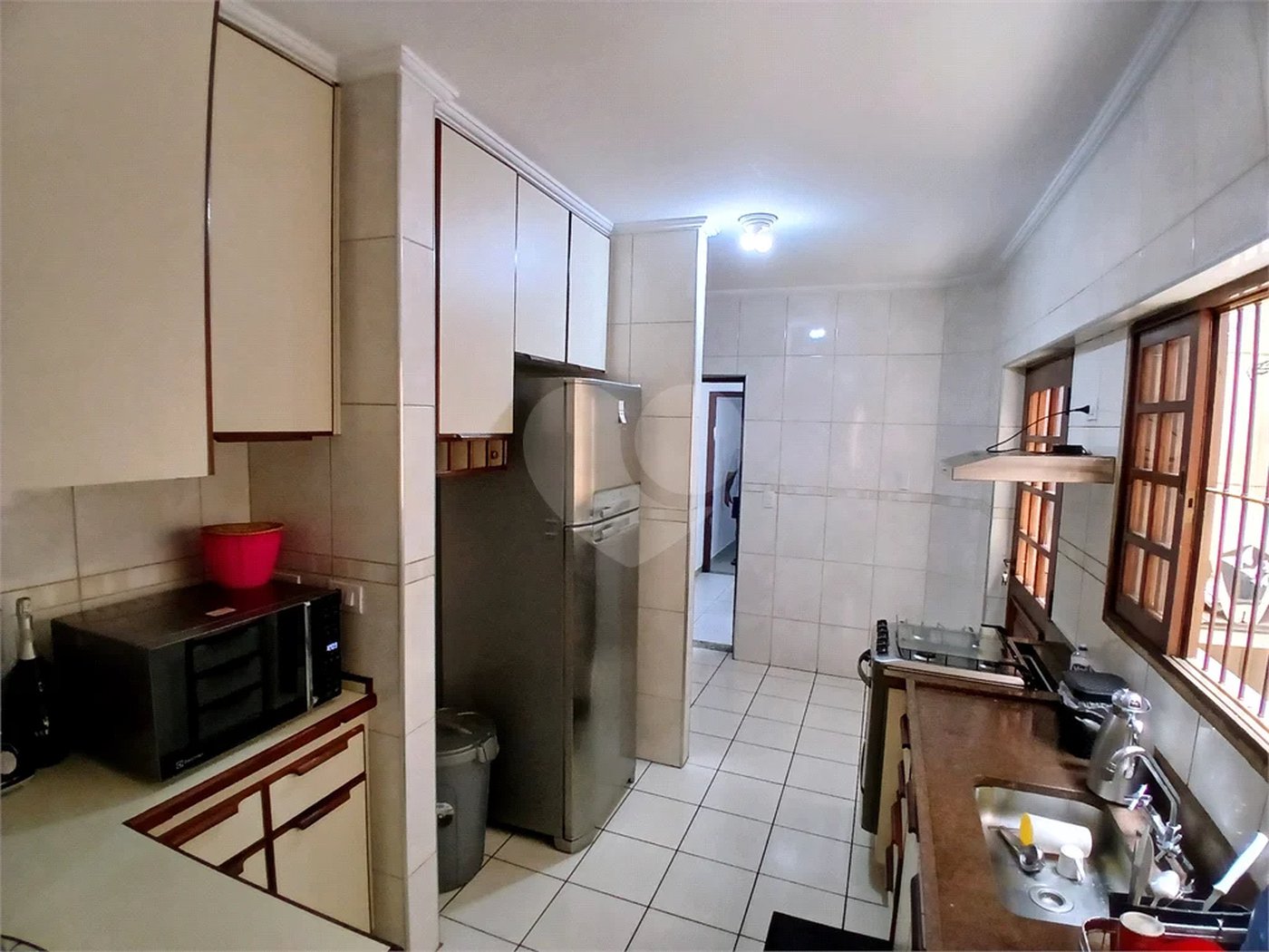 Sobrado à venda com 3 quartos, sendo 1 suíte,  em Tremembé, São Paulo, SP
