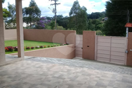 Casa à venda com 3 quartos, sendo 1 suíte,  em Loteamento Jardim Solares, Atibaia, SP