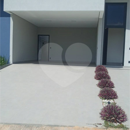 Casa à venda com 3 suítes no condomínio Jardim Residencial Dona Lucilla, Indaiatuba - SP