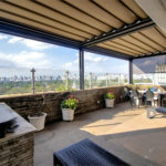 Cobertura Itaim 260 m2 , 3 suítes e 2 vagas de garagem