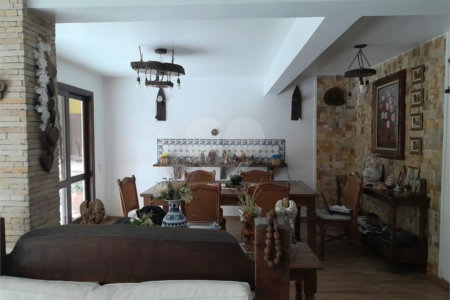 Casa à venda com 6 quartos, sendo 3 suítes, em Rolinópolis, São Paulo, SP