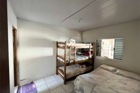 Casa à venda com 2 quartos em Vila Jeriva, Várzea Paulista, SP