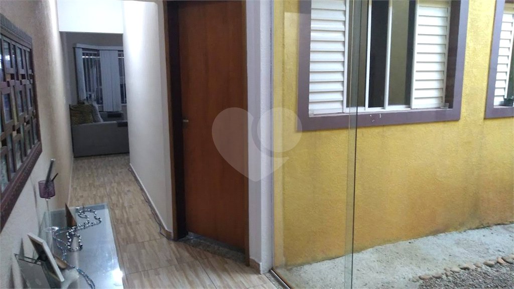 Casa Térrea à venda com 3 quartos, sendo 1 suíte, em Nova Cerejeira, Atibaia, SP