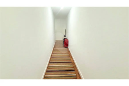 Casa à venda com 4 quartos, sendo 3 suítes, em Santana, São Paulo, SP