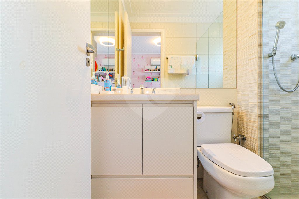 Apartamento à venda com 3 suítes em Brooklin, São Paulo, SP
