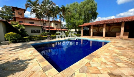 Casa à venda ou para alugar com 4 quartos, sendo 3 suítes,  no condomínio Monte Belo, Salto - SP
