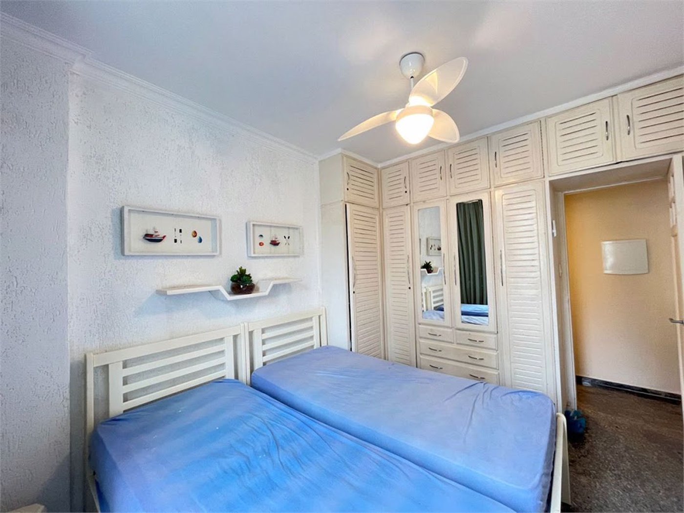 Apartamento Residencial à venda, Barra Funda, Guarujá - AP0179.