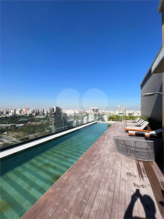 Apartamento à venda com 1 quarto em Moema, São Paulo, SP