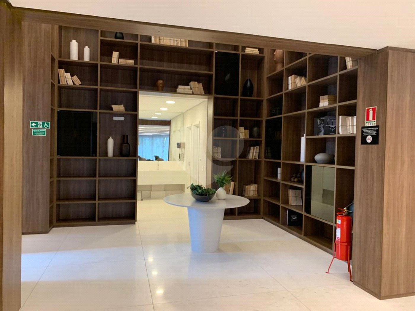 Apartamento à venda com 3 suítes em Indianópolis, São Paulo, SP