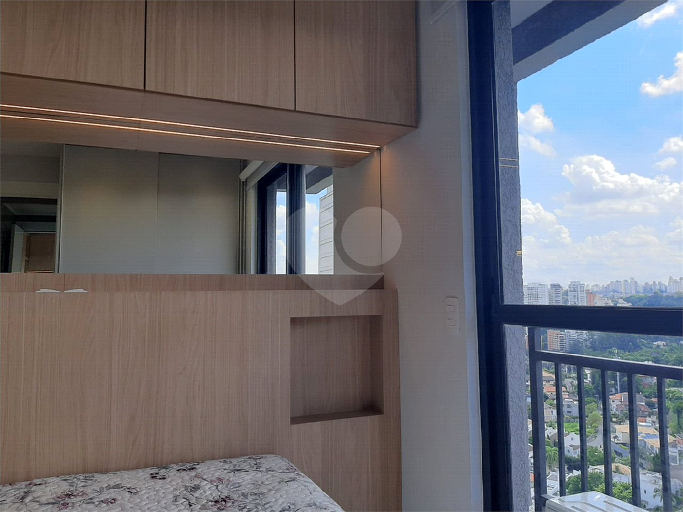 Apartamento à venda com 1 quarto em Jardim Panorama, São Paulo, SP