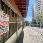 Sobrado à venda com 4 quartos, sendo 1 suíte, em Vila Gilda, Santo André, SP