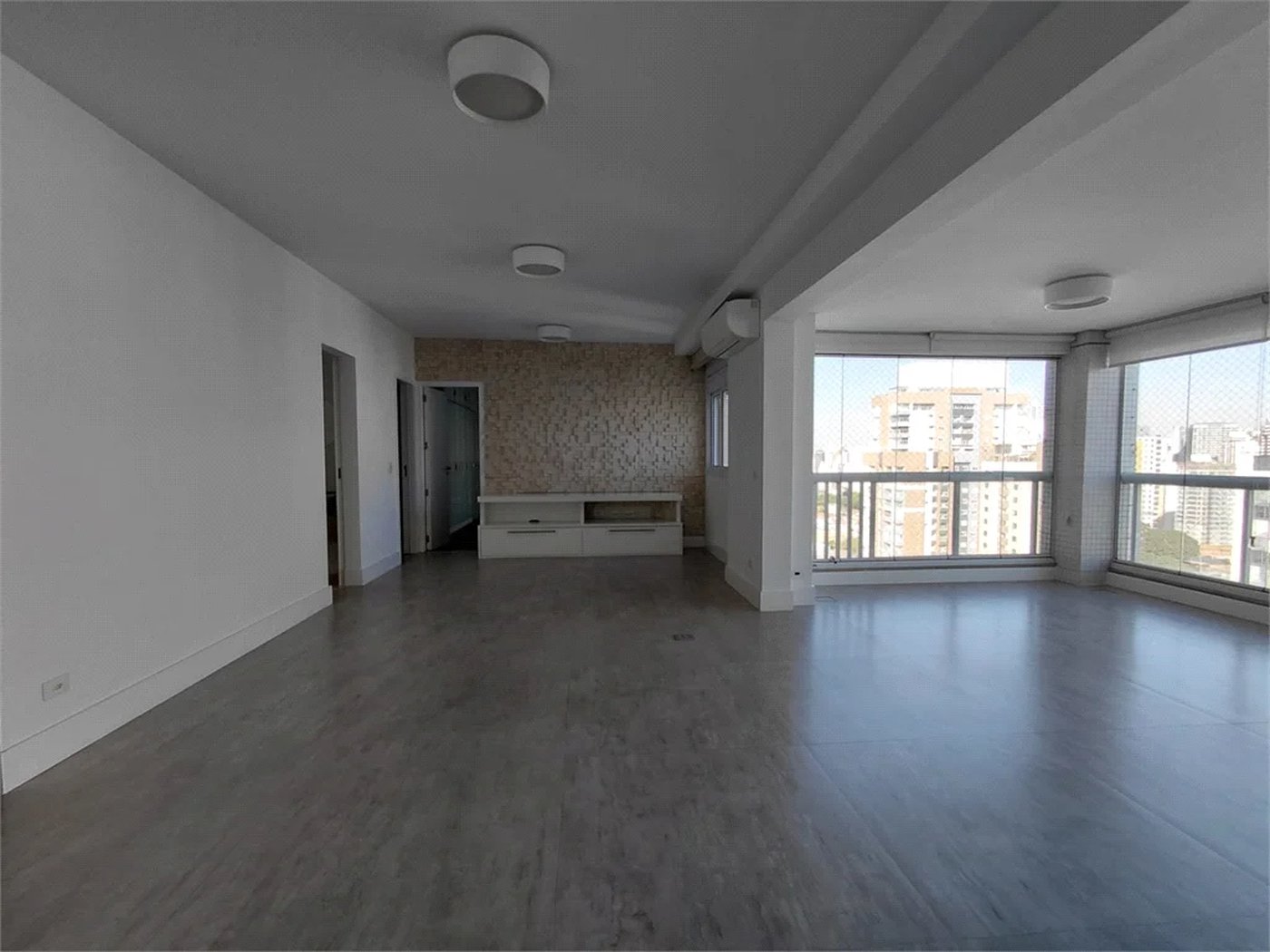 Apartamento à venda com 2 suítes em Água Branca, São Paulo, SP