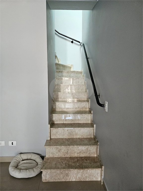 Casa à venda com 3 quartos, sendo 1 suíte, no condomínio Professora Romilde Nogueira de Sá, São Paulo - SP
