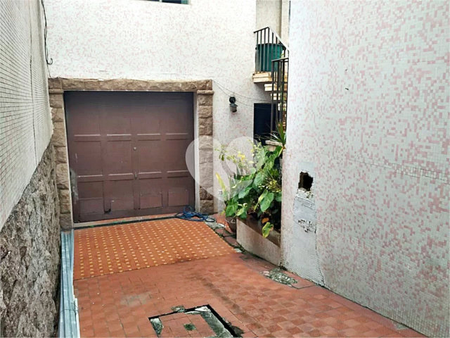 Casa à venda com 4 quartos, sendo 3 suítes,  em Santana, São Paulo, SP