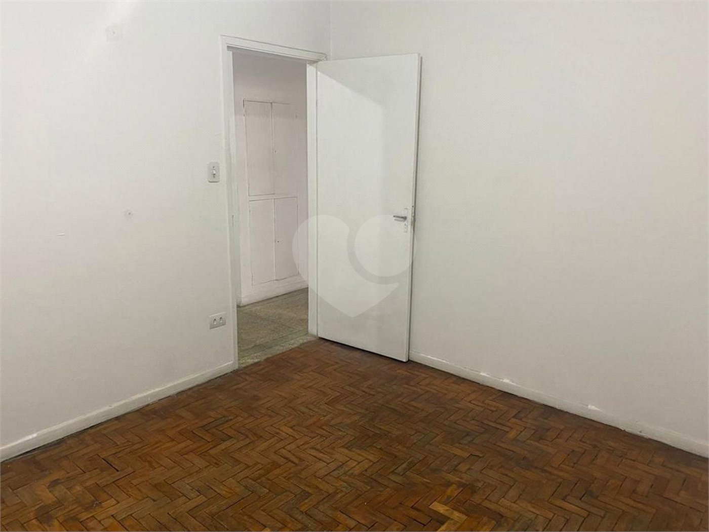 Sobrado à venda com 5 quartos, sendo 1 suíte, em Nova Piraju, São Paulo, SP