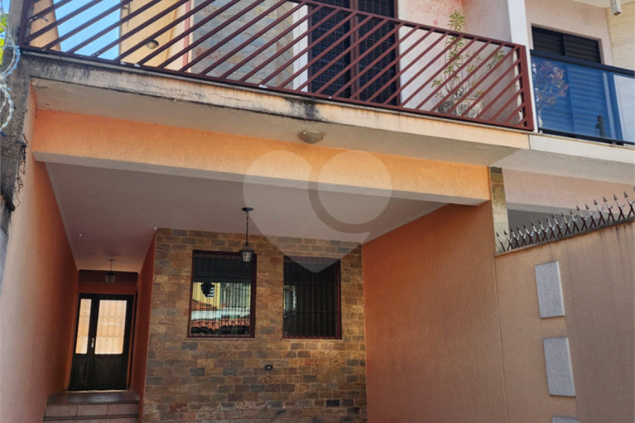 Sobrado à venda com 4 quartos, sendo 3 suítes, em Jaçanã, São Paulo, SP