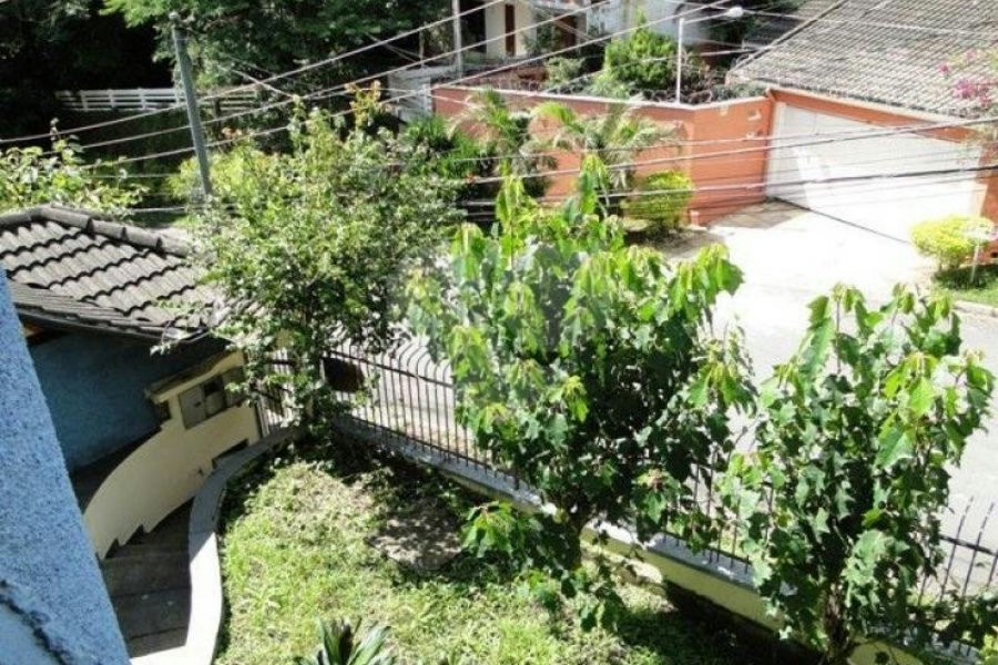 Sobrado à venda com 3 quartos, sendo 1 suíte, em Tremembé, São Paulo, SP