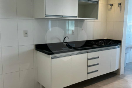 Apartamento para alugar com 2 quartos, sendo 1 suíte, em Campestre, Santo André, SP