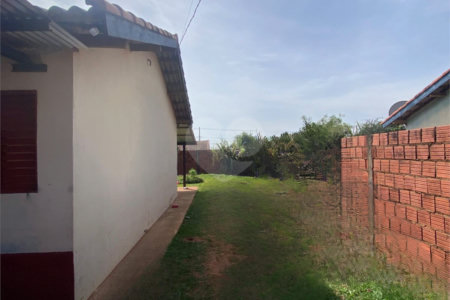 Casa à venda com 2 quartos em Residencial Kamel Saad, Ponta Porã, MS