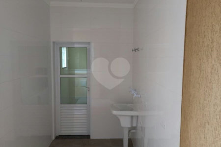 Casa à venda com 3 quartos, sendo 1 suíte, em Vila Brasilina, São Paulo, SP