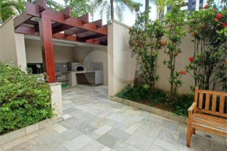 Apartamento à venda com 3 suítes em Vila Suzana, São Paulo, SP