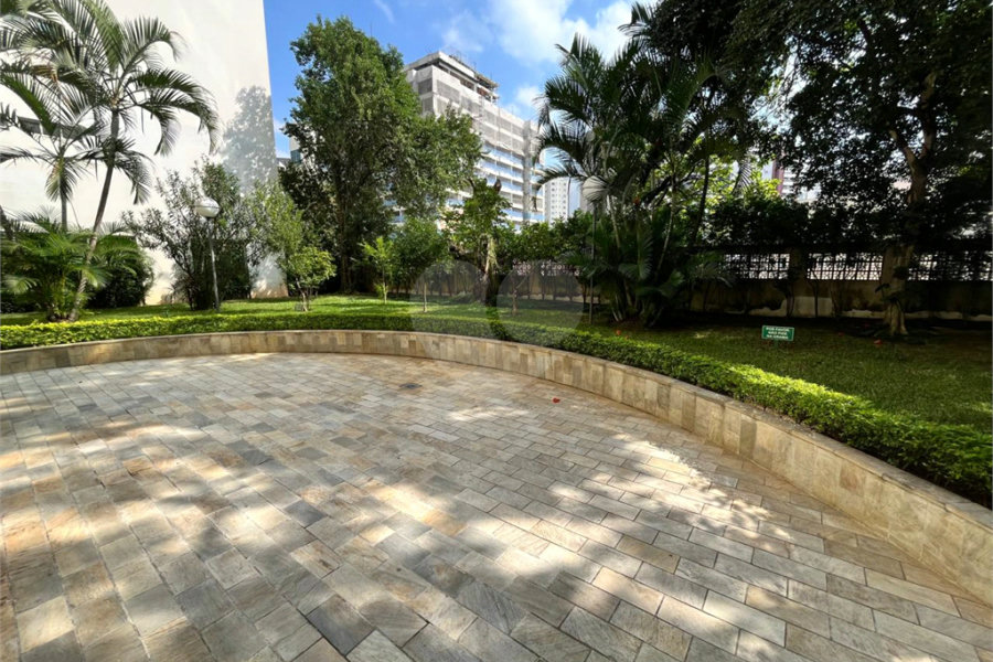 Apartamento à venda com 2 quartos em Bela Vista, São Paulo, SP