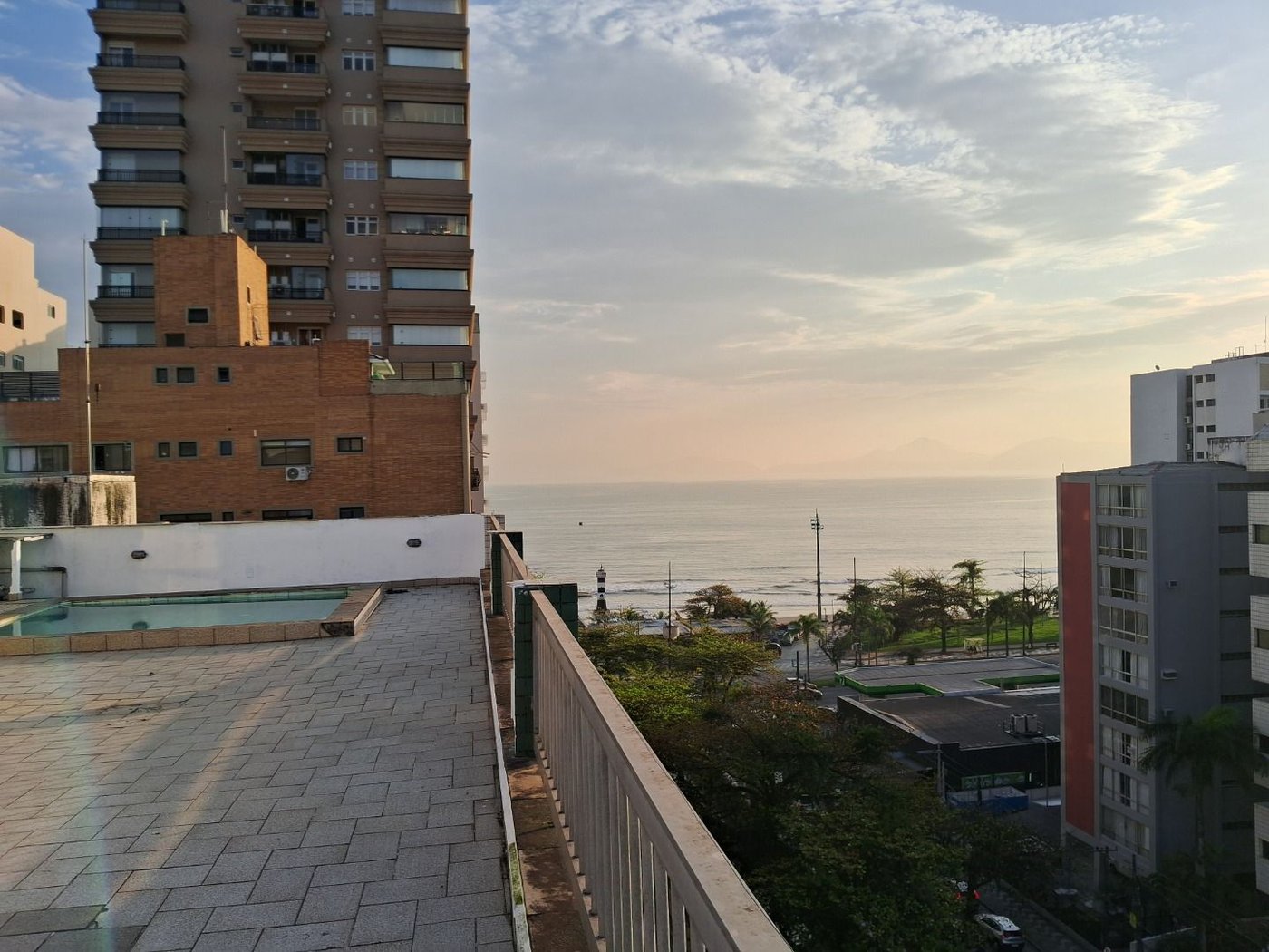 Cobertura com 3 dormitórios, 231 m² - venda por R$ 1.950.000,00 ou aluguel por R$ 10.000,00/mês - Ponta da Praia - Santos/SP