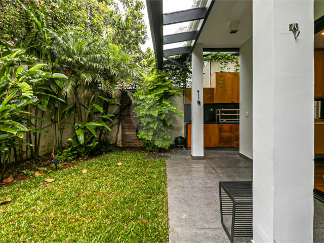 Casa à venda ou para alugar com 3 suítes no condomínio Palm Hill, São Paulo - SP