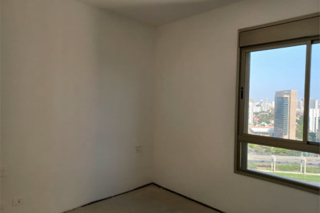 Apartamento à venda com 4 suítes em Real Parque, São Paulo, SP