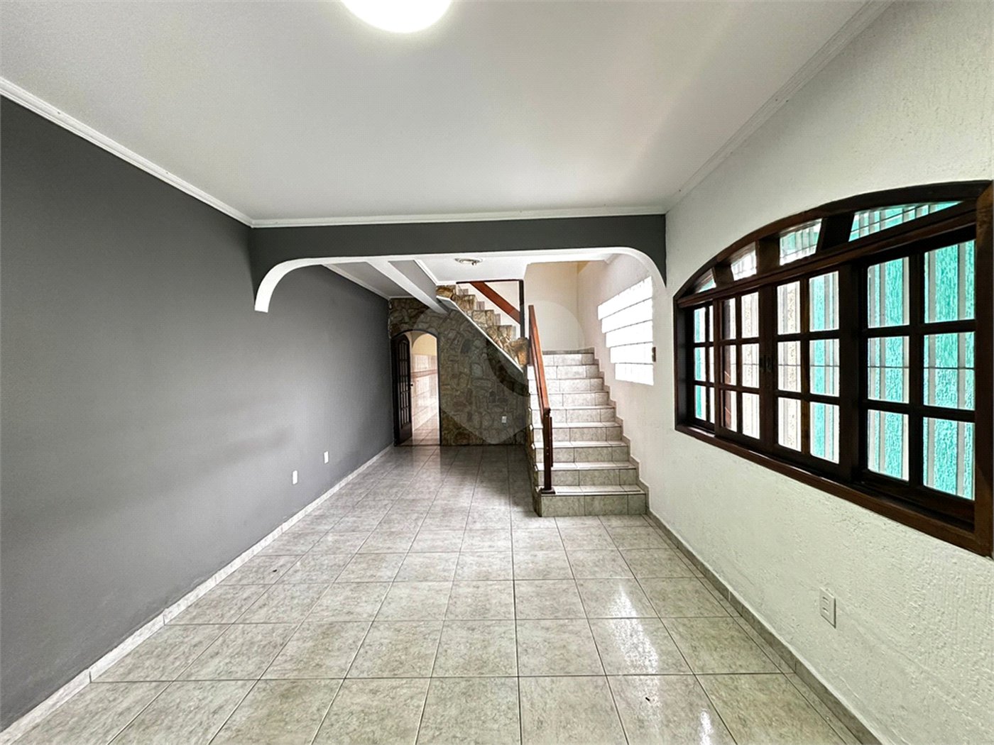 Sobrado à venda com 3 quartos, sendo 1 suíte, em Parque Suzano, Suzano, SP