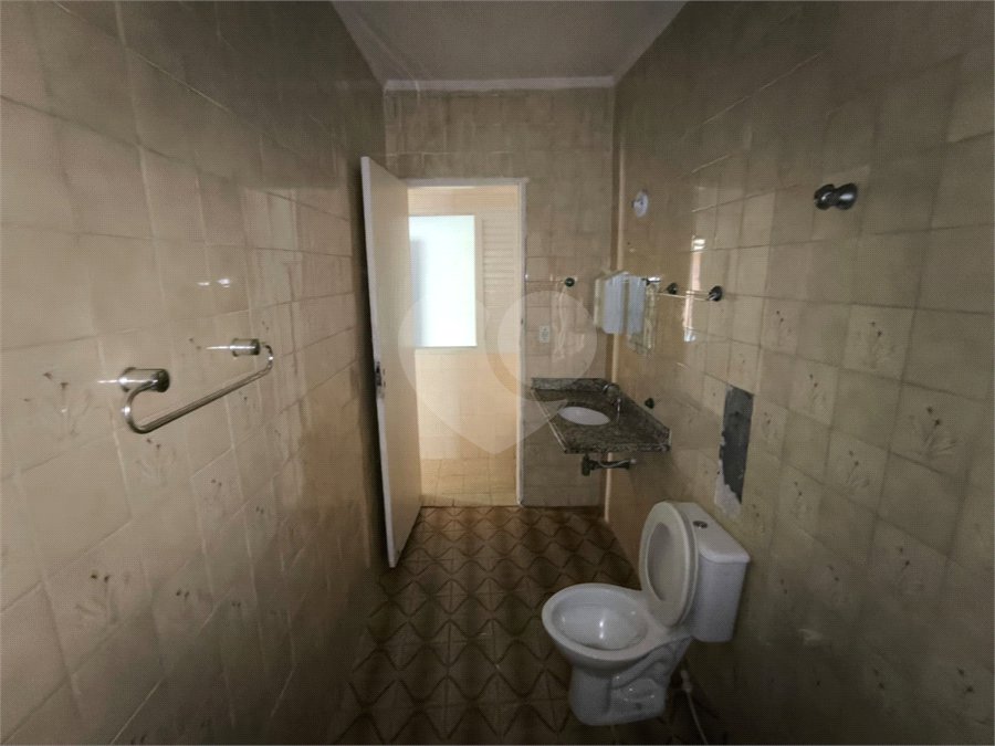 Casa à venda com 3 quartos em Jardim das Esmeraldas, São Paulo, SP