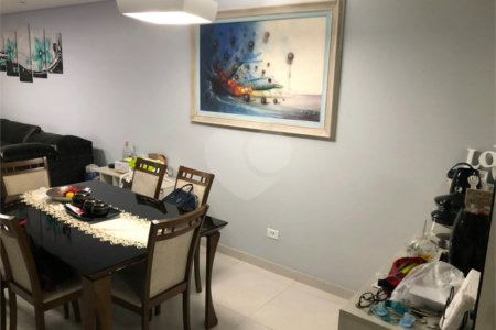 Casa à venda com 3 quartos, sendo 1 suíte, no condomínio Dolce Villa Anália Franco, São Paulo - SP