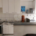 Apartamento no Condomínio Mont Vernon .