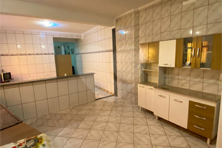 Sobrado à venda com 3 quartos em Jundiapeba, Mogi das Cruzes, SP