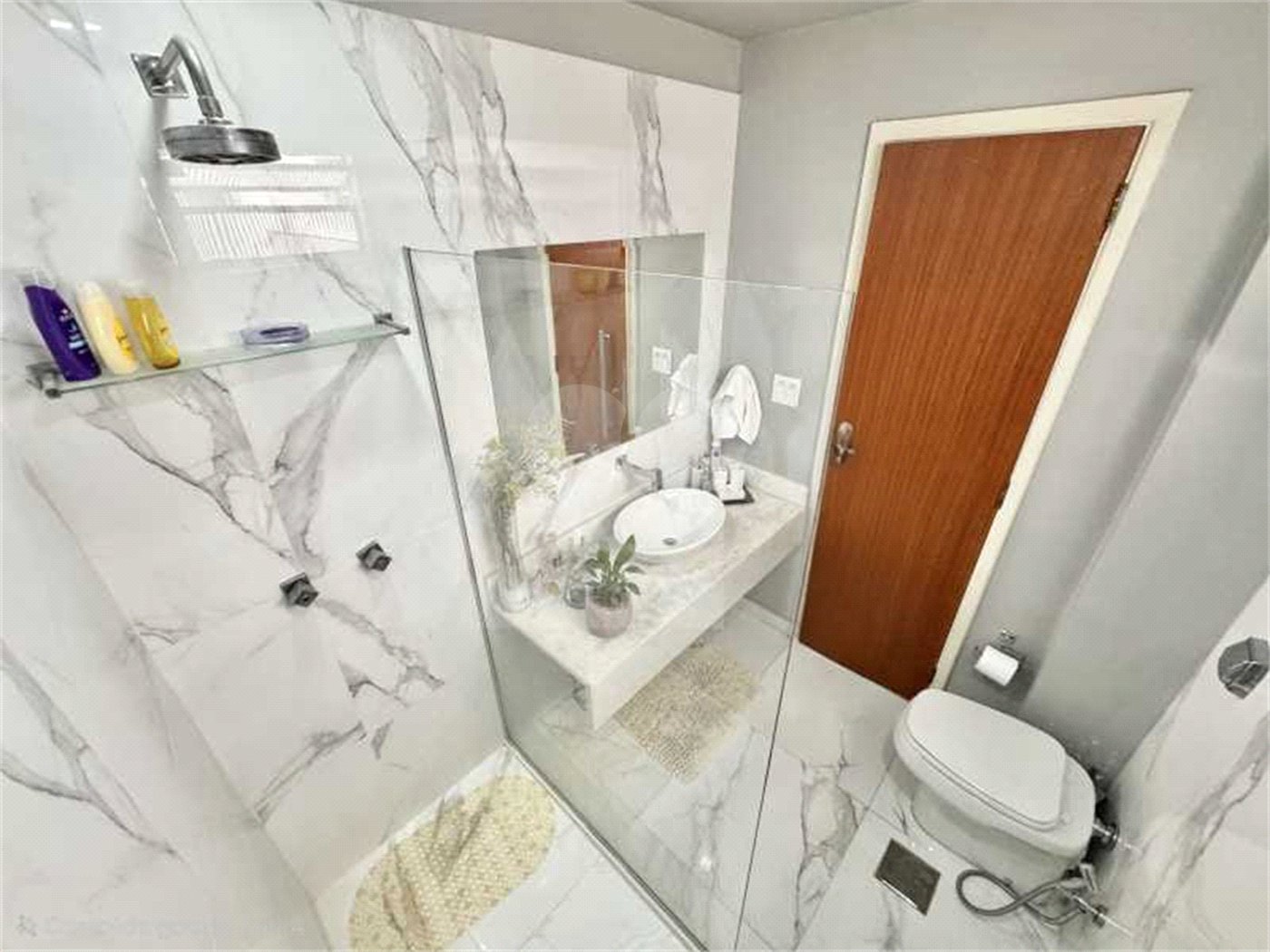 Apartamento à venda com 3 quartos, sendo 1 suíte,  em Tijuca, Rio de Janeiro, RJ
